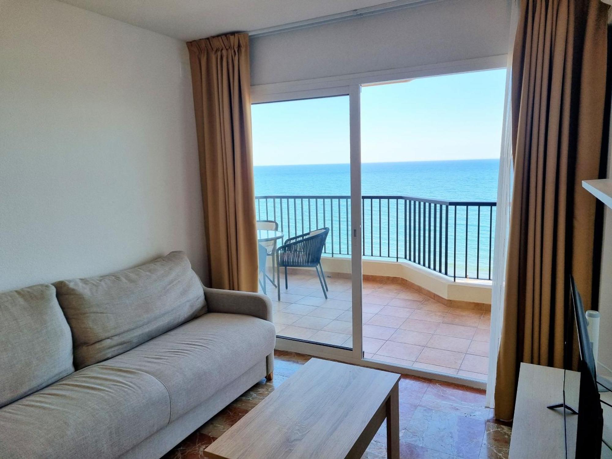 Las Antillas II Front Sea Views Pool 푸엔히롤라 외부 사진