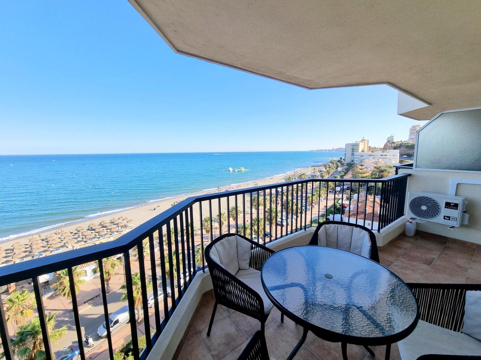 Las Antillas II Front Sea Views Pool 푸엔히롤라 외부 사진